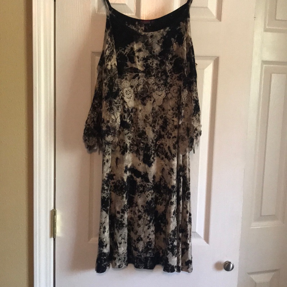Sleeveless tye dye dress
